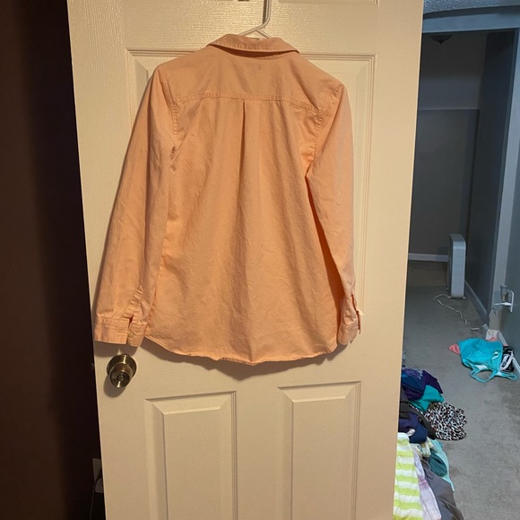 Coral button down size medium - Picture 4 of 4